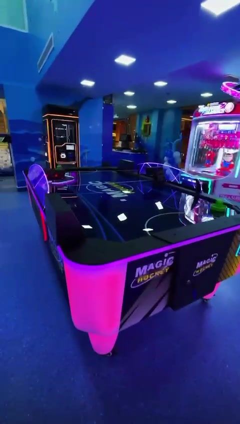 Air hockey