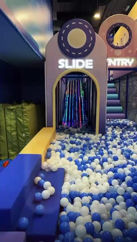 Soft play slide and ball pool