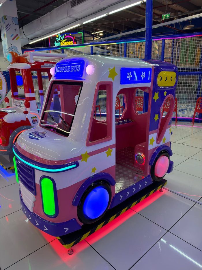 Super Bus at Funscapes Zone RAK